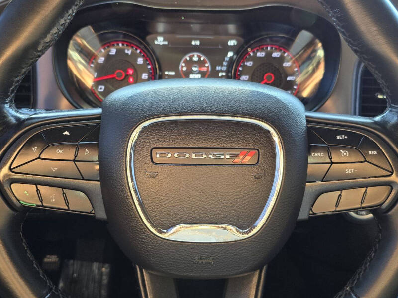 2019 Dodge Charger SXT