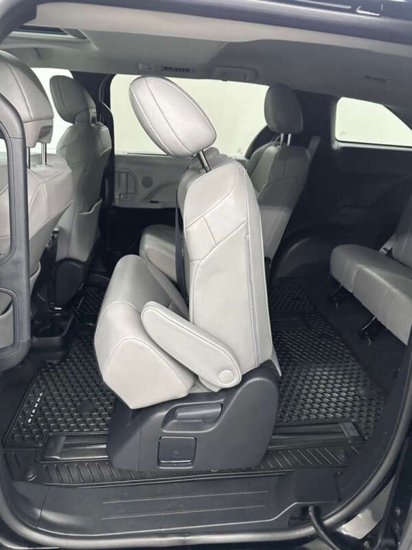 2025 Toyota Sienna
