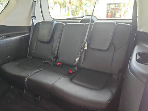 2017 Nissan Armada Platinum