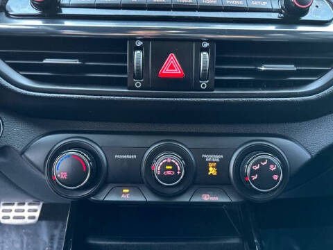 2021 Kia Forte GT Line