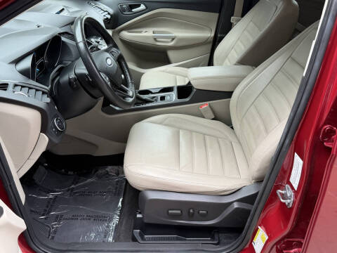 2017 Ford Escape Titanium