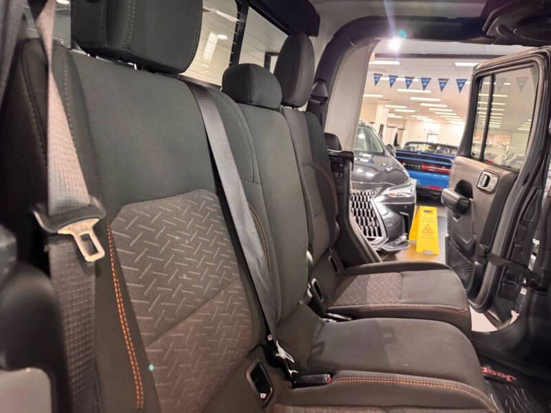 2021 Jeep Gladiator Mojave