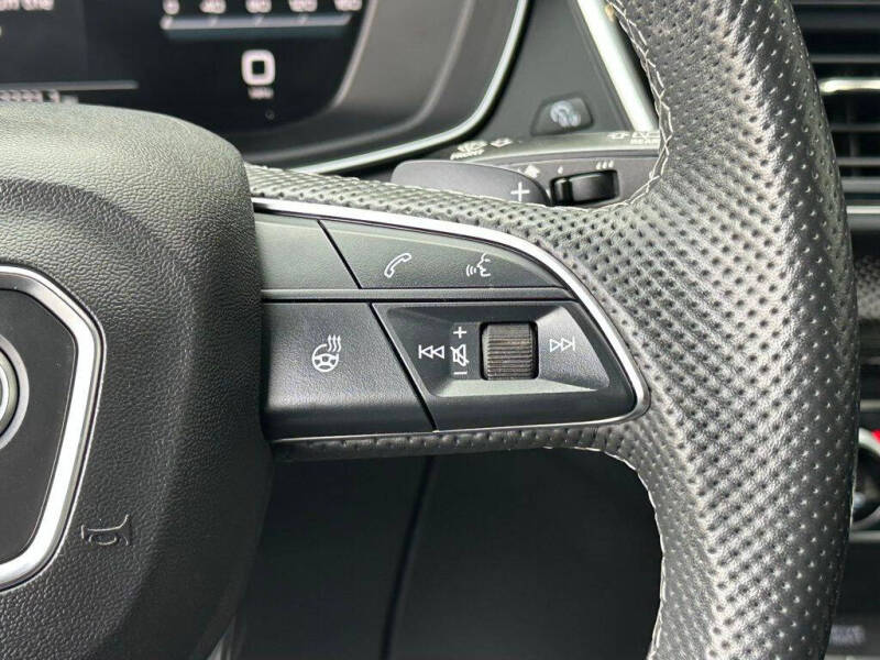 2022 Audi SQ5 3.0T quattro Prestige