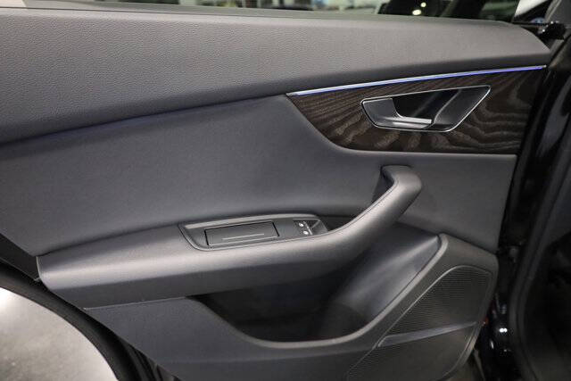 2021 Audi Q8 quattro Prestige 55 TFSI