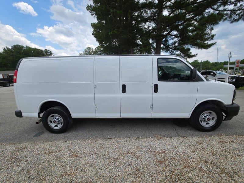 2017 GMC Savana 2500