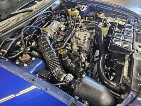 2004 Ford Mustang GT Deluxe