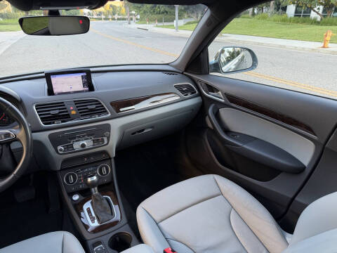 2016 Audi Q3 2.0T quattro Premium Plus