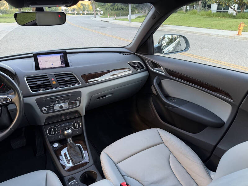 2016 Audi Q3 2.0T quattro Premium Plus