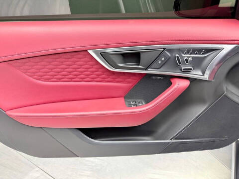 2021 Jaguar F-TYPE R-Dynamic