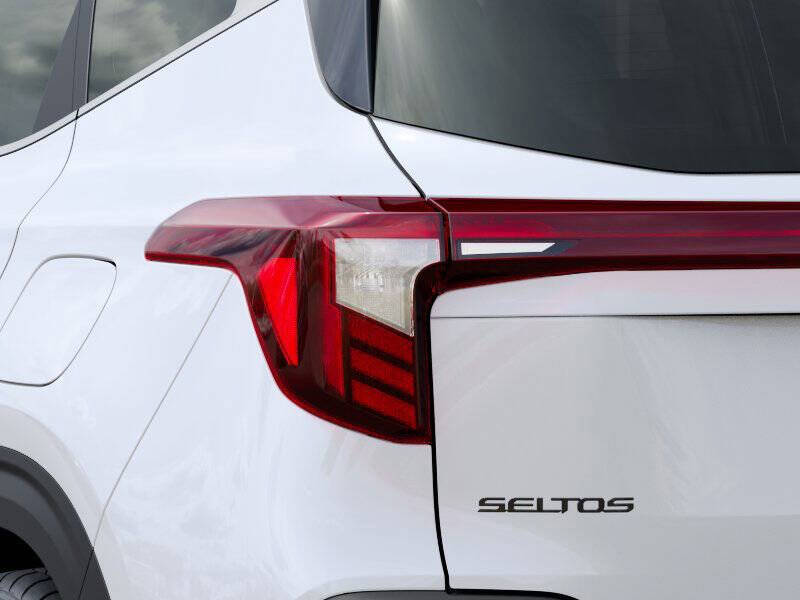 2025 Kia Seltos SX