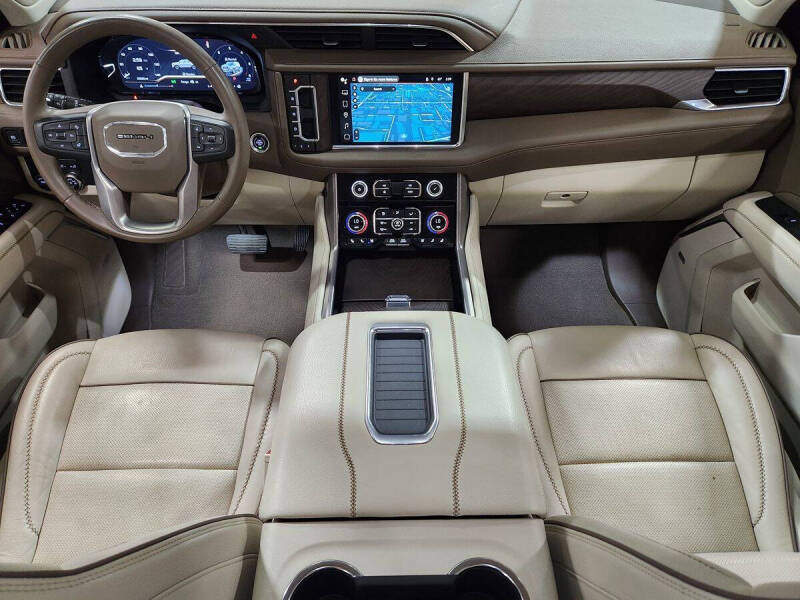 2023 GMC Yukon XL Denali