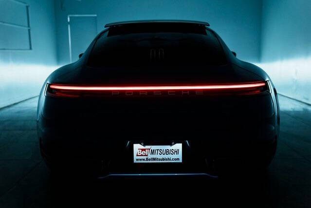 2020 Porsche 911 Carrera