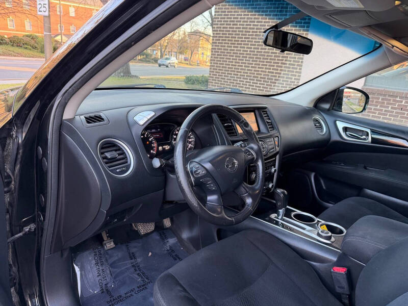 2014 Nissan Pathfinder S