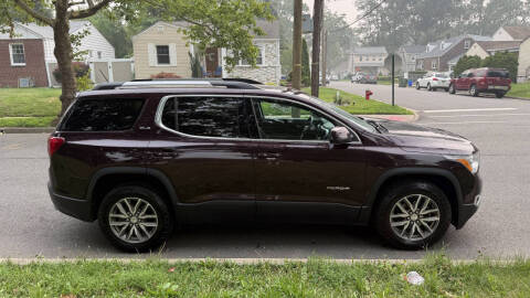 2018 GMC Acadia SLE-2