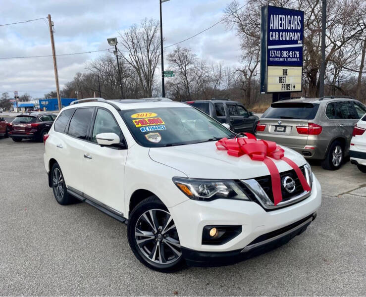 2017 Nissan Pathfinder Platinum photo 4