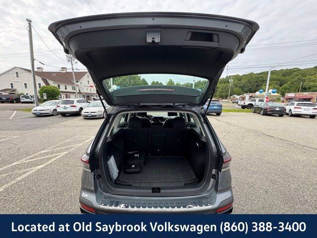 2025 Volkswagen Taos S 4Motion