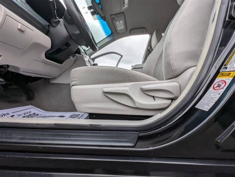 2014 Toyota Camry Hybrid LE