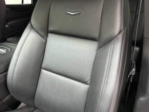 2023 Cadillac Escalade ESV Luxury