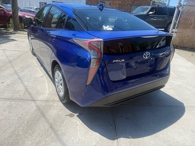 2018 Toyota Prius One