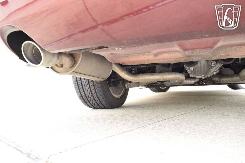 2004 Ford Thunderbird Deluxe