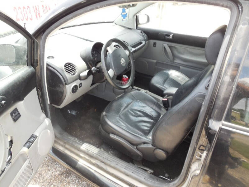 2005 Volkswagen New Beetle