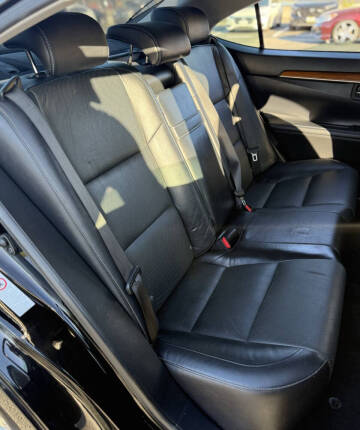 2013 Lexus ES 300h