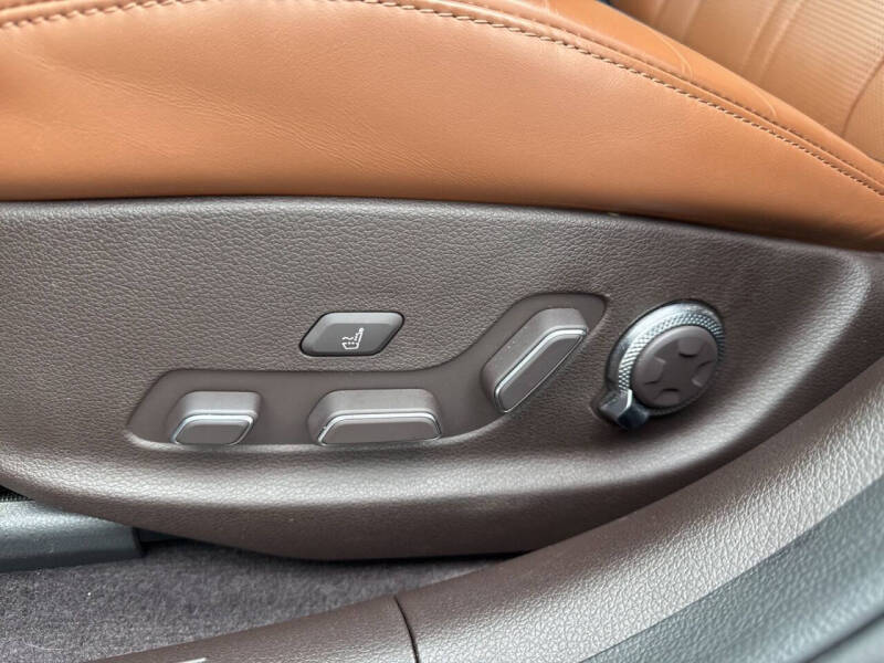 2024 Genesis Electrified G80 Advanced