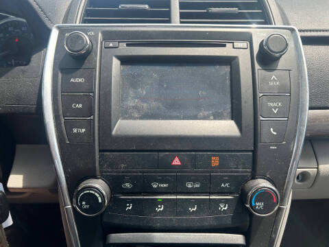 2017 Toyota Camry LE