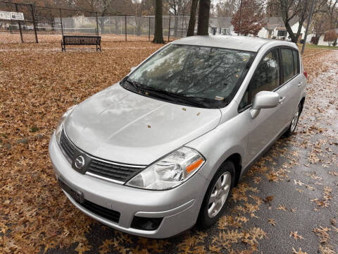 2009 Nissan Versa 1.8 S