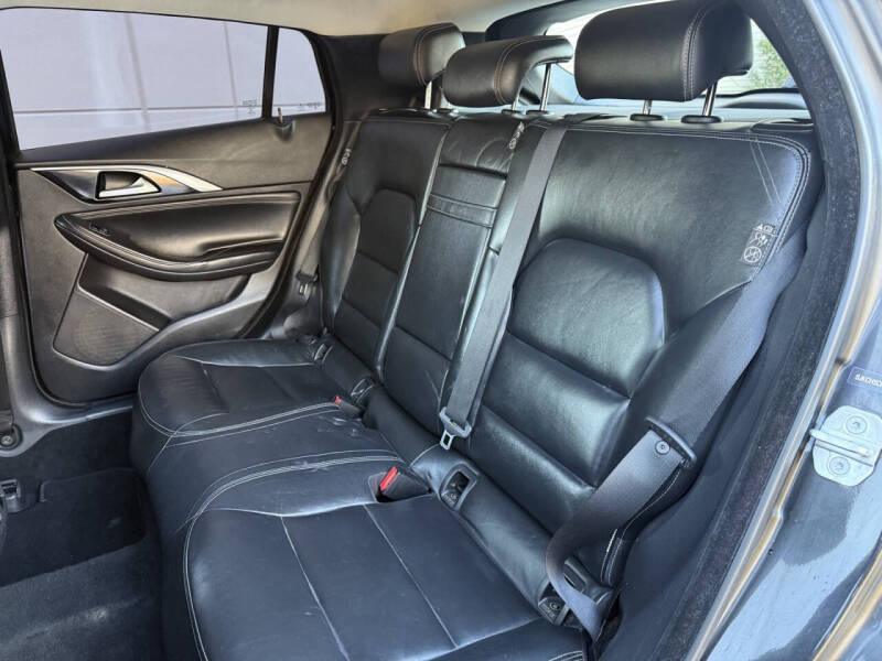 2018 Infiniti QX30 Premium