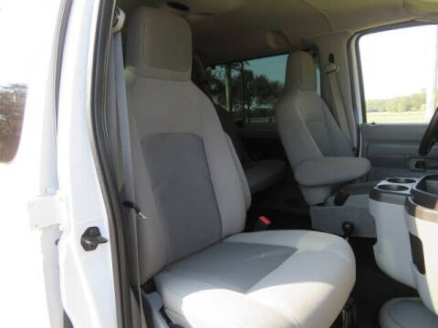 2014 Ford E-Series E-350 SD XLT