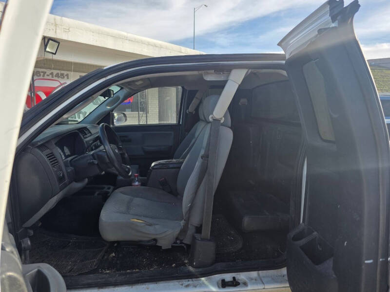 2008 Dodge Dakota ST