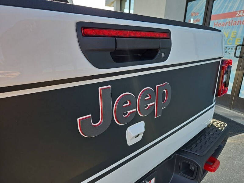 2026 Jeep Gladiator Shadow Ops