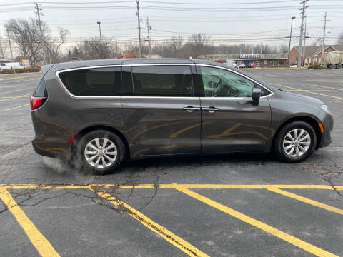 2019 Chrysler Pacifica Touring Plus