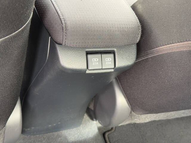 2020 Toyota Prius L Eco