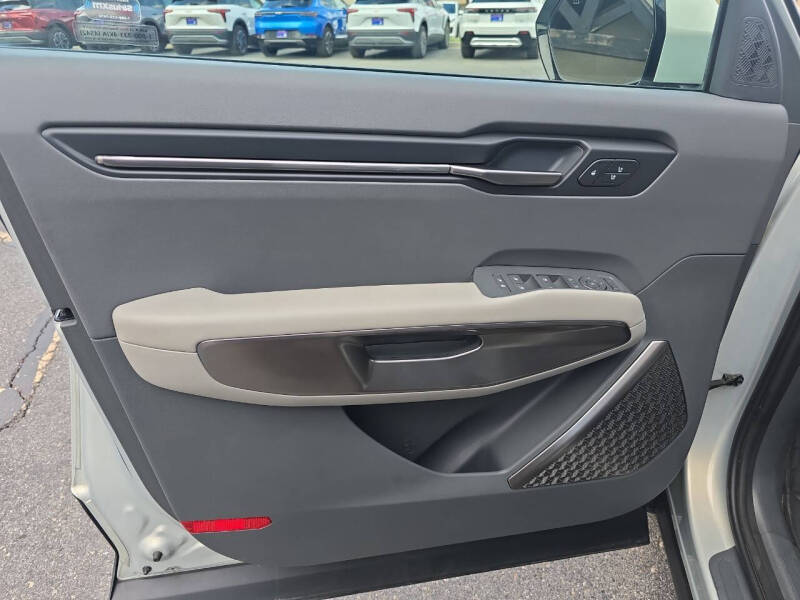 2024 Kia EV9 Wind