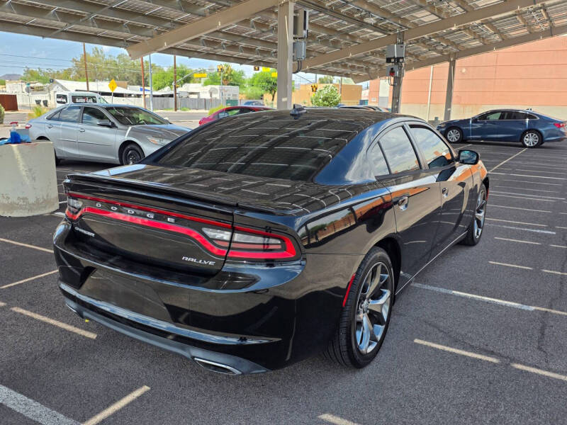 2015 Dodge Charger SXT