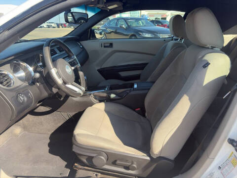 2010 Ford Mustang V6