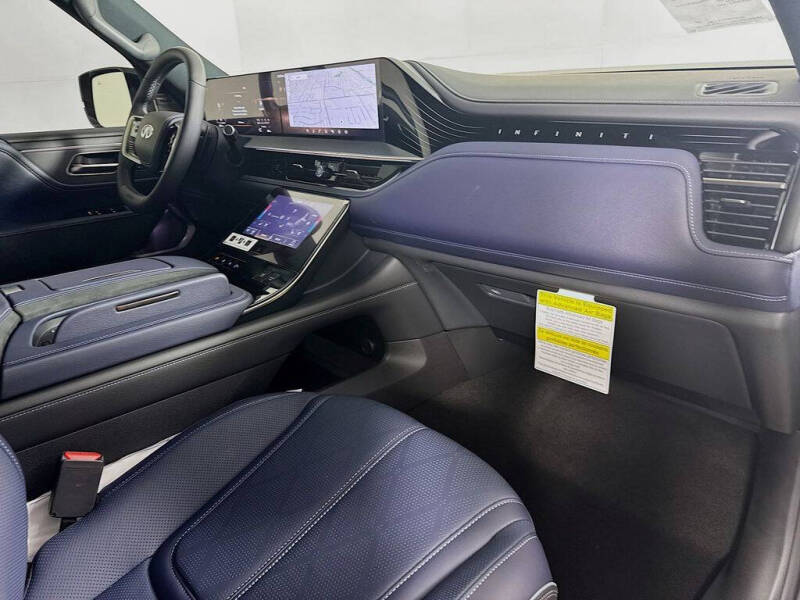 2026 Infiniti QX80 Sport