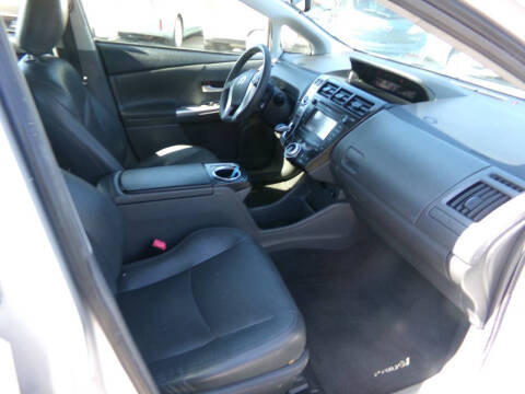 2012 Toyota Prius v Five
