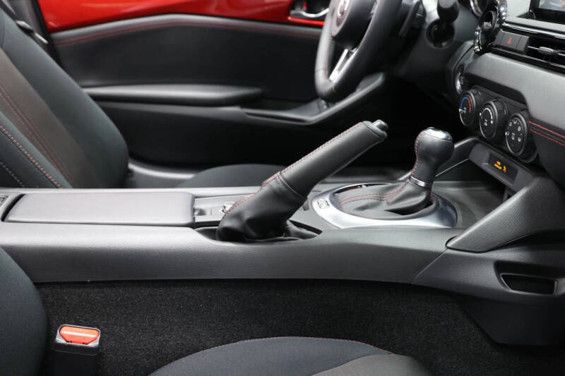 2016 Mazda MX-5 Miata Club