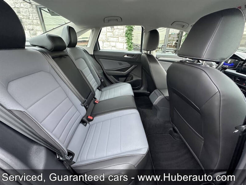 2025 Volkswagen Jetta SE