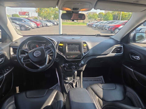 2019 Jeep Cherokee Latitude Plus