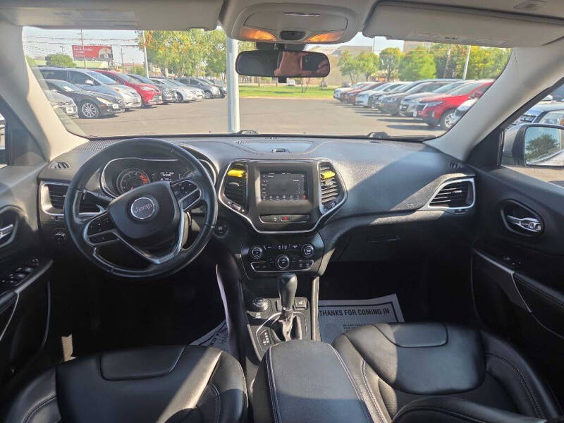 2019 Jeep Cherokee Latitude Plus
