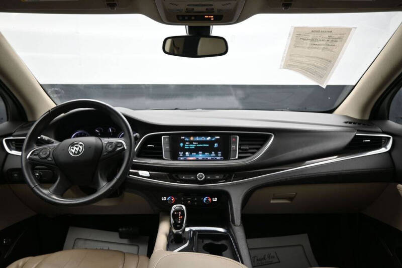 2018 Buick Enclave Essence