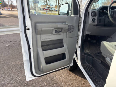 2014 Ford E-Series E-250