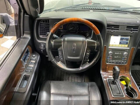 2016 Lincoln Navigator Select