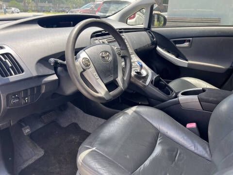 2012 Toyota Prius Two