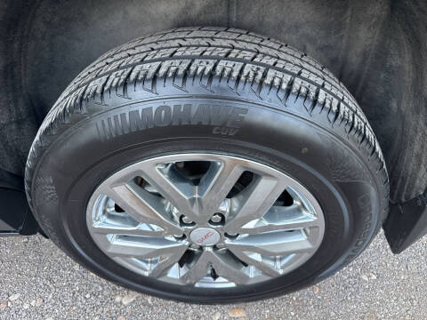 2017 GMC Acadia SLE-2