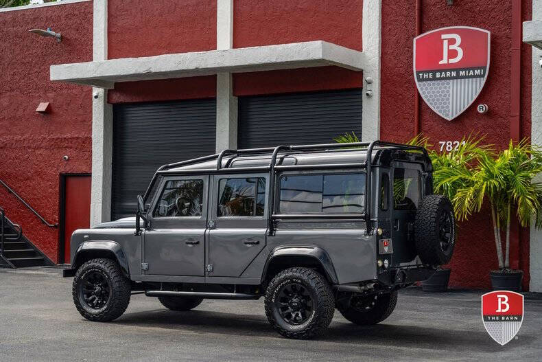1987 Land Rover Defender
